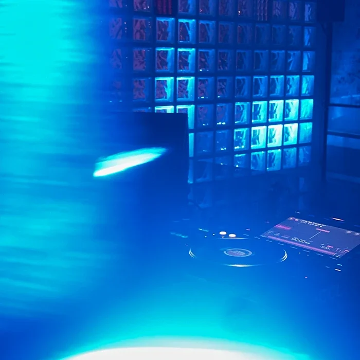 parsiprivate_dj_deejay_discjockey_evementiel_paris_18_Montmartre_abbesses_dj_set